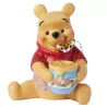 Figurine Big Winnie l'ourson avec son pot de miel Disney traditions 6014321